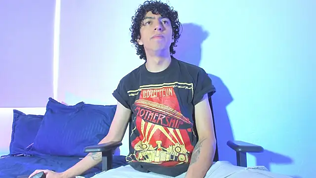 saint dark online show from 12-04-25, 01:09