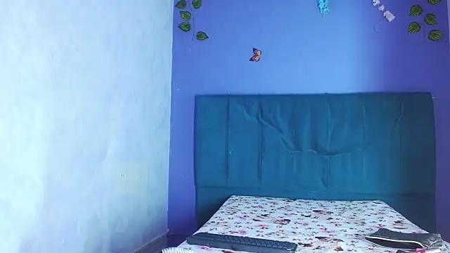 aperlacandycm01 online show from 11-14-25, 04:22