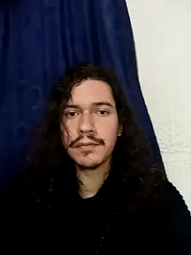 Snapshot of OnixAgata0 chatting on 11-14-25, 11:02 OnixAgata0 online show from 11-14-25, 11:02