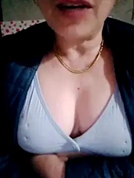 small-house123 online show from 02-02-26, 12:37