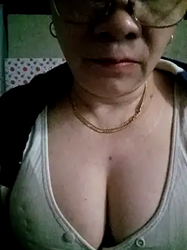 small-house123 online show from 02-20-26, 06:30