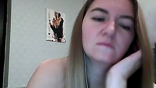 Snapshot of CandyOLimeX chatting on 11-28-25, 10:23 CandyOLimeX online show from 11-28-25, 10:23