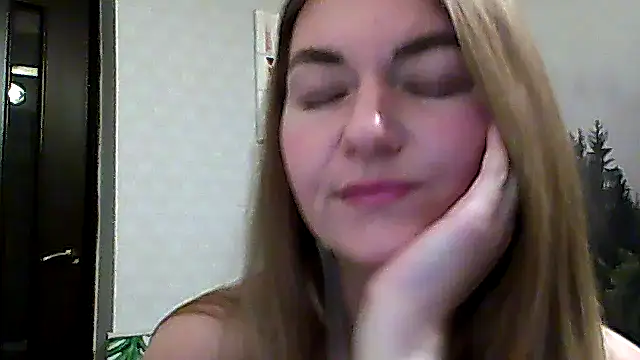 Snapshot of CandyOLimeX chatting on 12-14-25, 10:47 CandyOLimeX online show from 12-14-25, 10:47