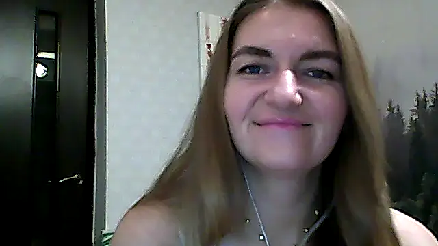 Snapshot of CandyOLimeX chatting on 12-16-25, 10:04 CandyOLimeX online show from 12-16-25, 10:04