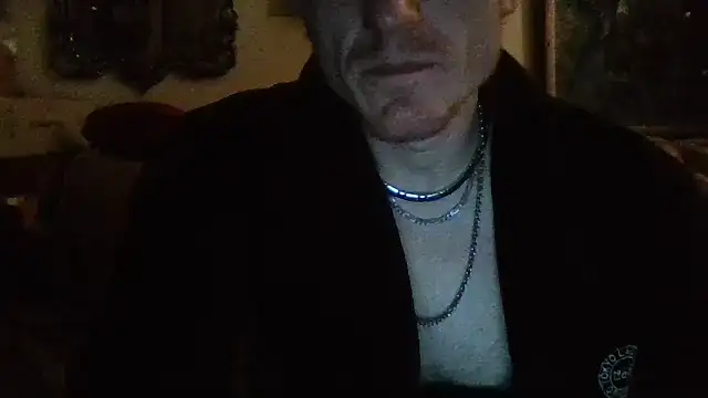 jigglethaypussi online show from 12-01-25, 01:32