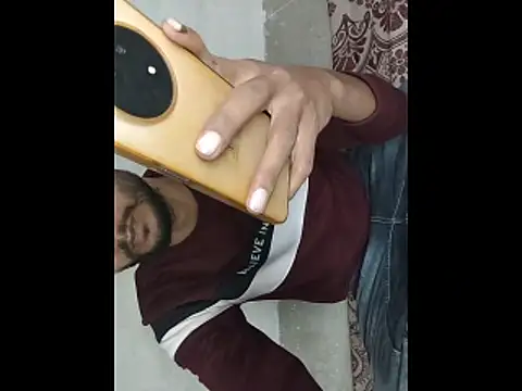 Snapshot of baby_Cpl21 chatting on 11-17-25, 04:35 baby Cpl21 online show from 11-17-25, 04:35