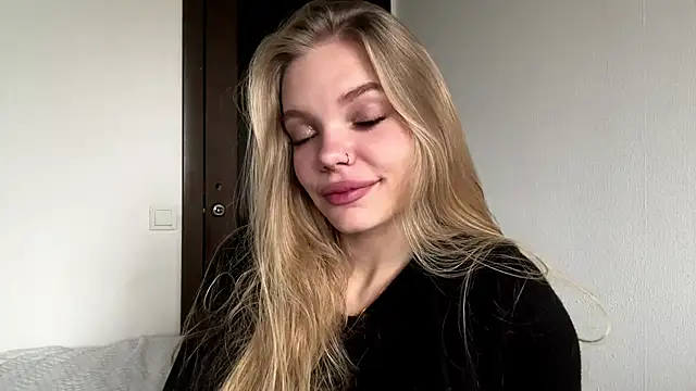 SweetAmelia69 online show from 11-23-25, 05:40