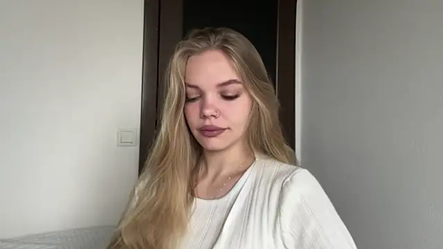 SweetAmelia69 online show from 11-28-25, 05:43