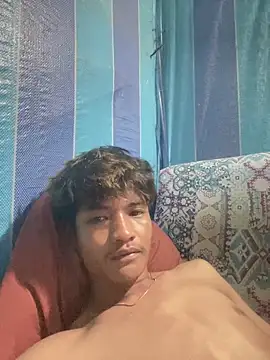 Snapshot of Robiwahyudi12345 chatting on 11-12-25, 08:08 Robiwahyudi12345 online show from 11-12-25, 08:08