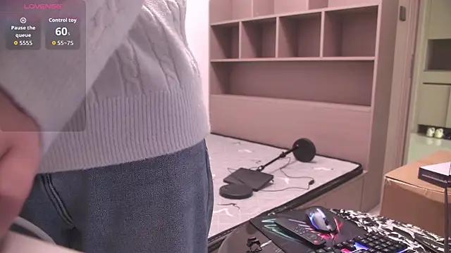 Abby-6 online show from 11-01-25, 03:03