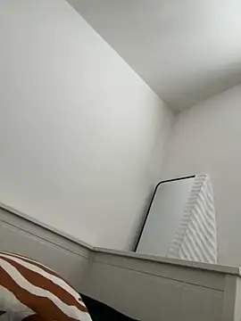 Snapshot of Bethrae25 chatting on 11-13-25, 12:37 Bethrae25 online show from 11-13-25, 12:37