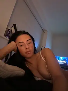 Snapshot of Bethrae25 chatting on 12-04-25, 07:44 Bethrae25 online show from 12-04-25, 07:44