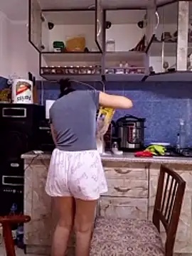 Snapshot of Lusandra1837lusi chatting on 04-15-26, 01:29 Lusandra1837lusi online show from 04-15-26, 01:29