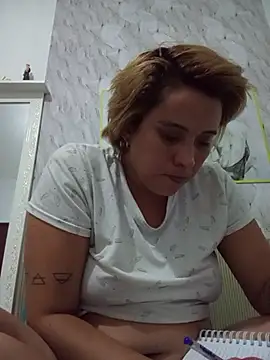 Snapshot of BIADELICIA1 chatting on 03-30-26, 01:17 BIADELICIA1 online show from 03-30-26, 01:17