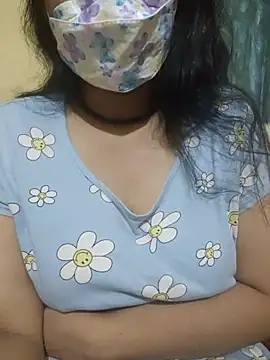 Snapshot of mouni499 chatting on 01-08-26, 11:56 mouni499 online show from 01-08-26, 11:56