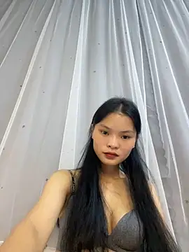 Snapshot of lung-linh chatting on 11-05-25, 04:07 lung-linh online show from 11-05-25, 04:07