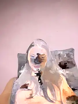 Snapshot of lung-linh chatting on 11-11-25, 05:46 lung-linh online show from 11-11-25, 05:46