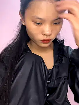 Snapshot of lung-linh chatting on 12-02-25, 12:54 lung-linh online show from 12-02-25, 12:54