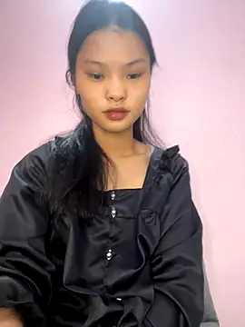 Snapshot of lung-linh chatting on 12-03-25, 01:57 lung-linh online show from 12-03-25, 01:57