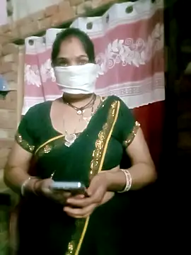 Snapshot of Hotsexy_bhabhiji chatting on 11-09-25, 04:49 Hotsexy bhabhiji online show from 11-09-25, 04:49