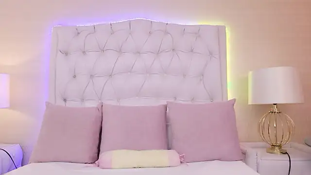 Snapshot of ScarlettPetrova chatting on 02-03-26, 11:59 ScarlettPetrova online show from 02-03-26, 11:59