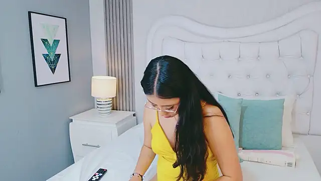 Snapshot of ScarlettPetrova chatting on 04-16-26, 11:22 ScarlettPetrova online show from 04-16-26, 11:22