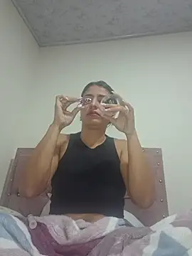 GISELLA   online show from 12-05-25, 11:08