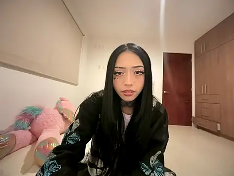 JIORYOvO online show from 11-24-25, 01:16