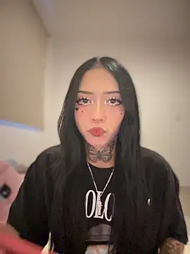 JIORYOvO online show from 11-30-25, 11:53