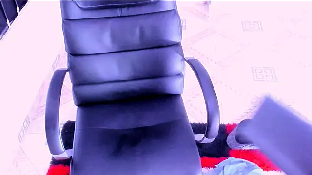 soy Aron online show from 11-15-25, 08:49