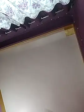 Snapshot of Himani-baby chatting on 11-06-25, 07:20 Himani-baby online show from 11-06-25, 07:20