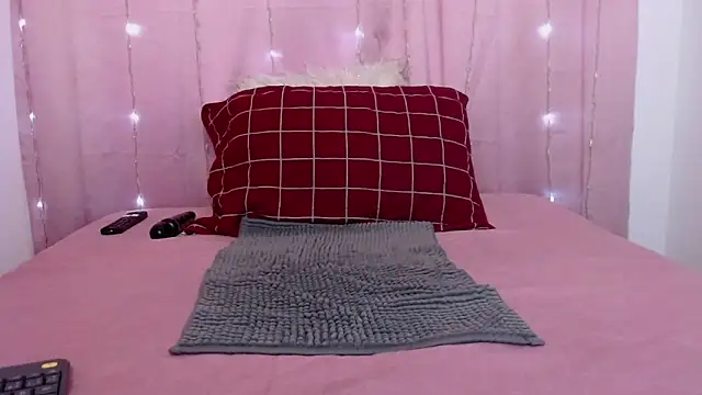 ESTEFANIA 344 online show from 04-10-26, 01:38