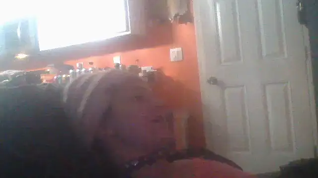 Snapshot of Brattyfootgirl chatting on 11-02-25, 05:54 Brattyfootgirl online show from 11-02-25, 05:54