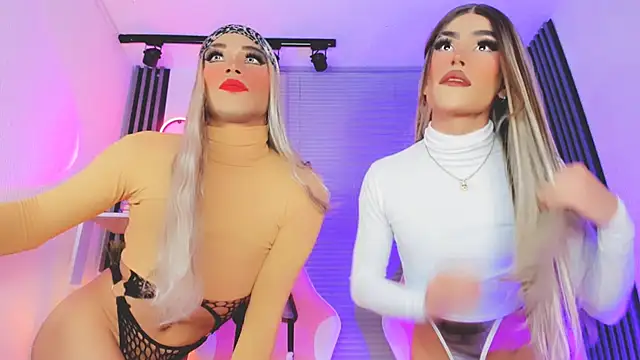 HallieAnnie online show from 11-22-25, 03:05