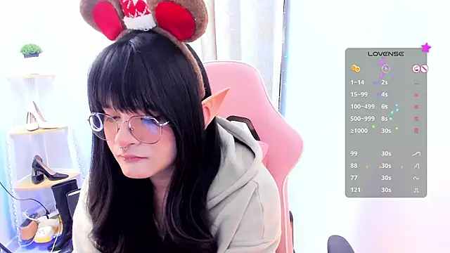 Omorimori online show from 11-22-25, 02:49