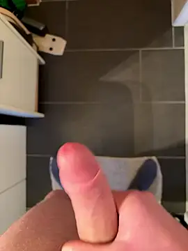 timtom19 online show from 01-12-26, 03:28