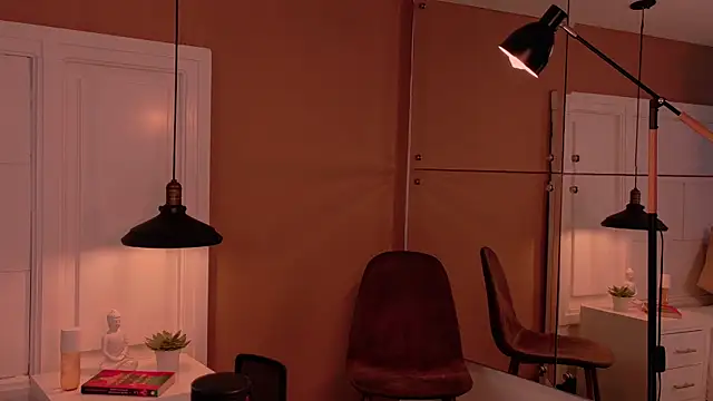 Snapshot of Raven444 chatting on 11-08-25, 11:25 Raven444 online show from 11-08-25, 11:25