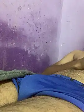 Snapshot of hotman29 chatting on 11-09-25, 07:34 hotman29 online show from 11-09-25, 07:34