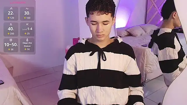 Snapshot of Eiden_Blake chatting on 02-18-26, 04:41 Eiden Blake online show from 02-18-26, 04:41