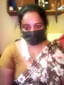 tam-queen1 online show from 11-20-25, 04:51