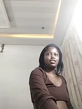 SweetSavage18 online show from 12-17-25, 08:48