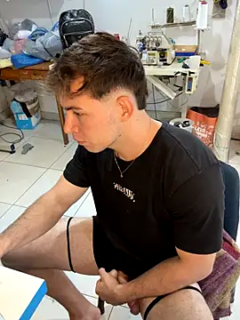 AlexanderBianchi2 online show from 12-01-25, 10:15