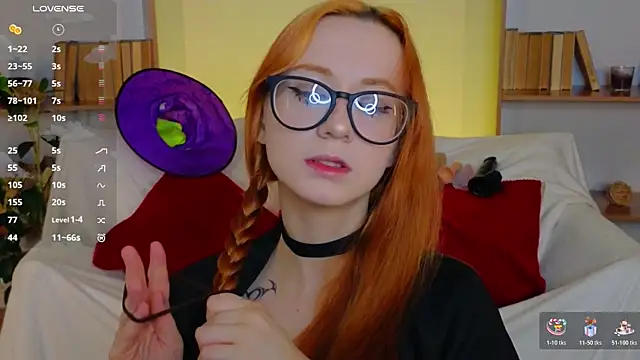 Snapshot of WICKEDEMBER chatting on 11-24-25, 01:49 WICKEDEMBER online show from 11-24-25, 01:49