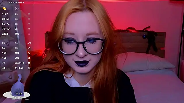 Snapshot of WICKEDEMBER chatting on 12-19-25, 01:34 WICKEDEMBER online show from 12-19-25, 01:34