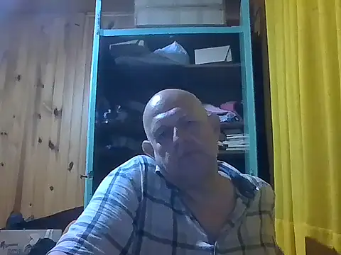 Snapshot of Karl1-85 chatting on 11-03-25, 07:20 Karl1-85 online show from 11-03-25, 07:20