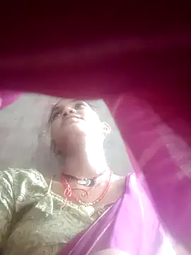 Snapshot of Jooli_cuty chatting on 11-06-25, 04:02 Jooli cuty online show from 11-06-25, 04:02