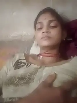 Snapshot of Jooli_cuty chatting on 11-16-25, 06:35 Jooli cuty online show from 11-16-25, 06:35