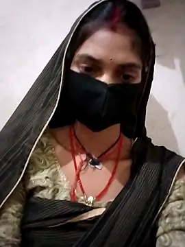 Snapshot of Jooli_cuty chatting on 12-16-25, 04:56 Jooli cuty online show from 12-16-25, 04:56