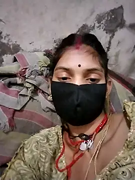 Snapshot of Jooli_cuty chatting on 12-17-25, 05:02 Jooli cuty online show from 12-17-25, 05:02