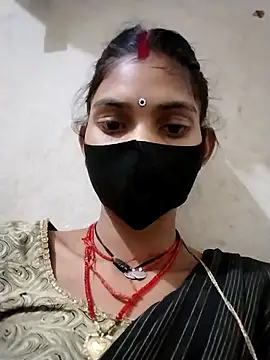 Snapshot of Jooli_cuty chatting on 12-18-25, 01:06 Jooli cuty online show from 12-18-25, 01:06